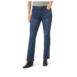 NWT Woman's Lee Illusions Mid Rise Bootcut Jeans